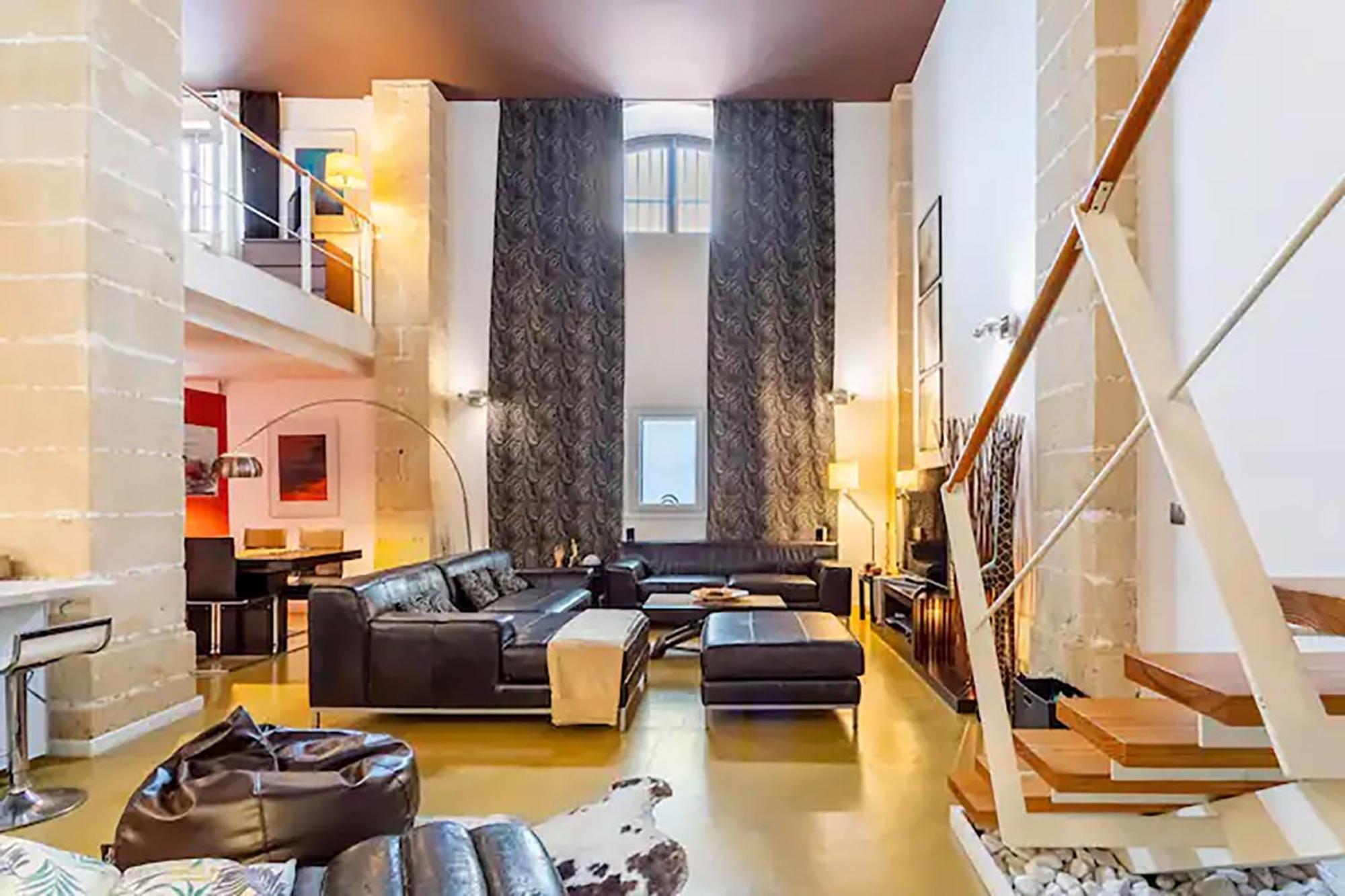 Artqhost Jerez Huge Loft & Free Parking Apartment Jerez de la Frontera Exterior photo