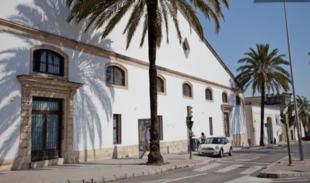 Artqhost Jerez Huge Loft & Free Parking Apartment Jerez de la Frontera Exterior photo